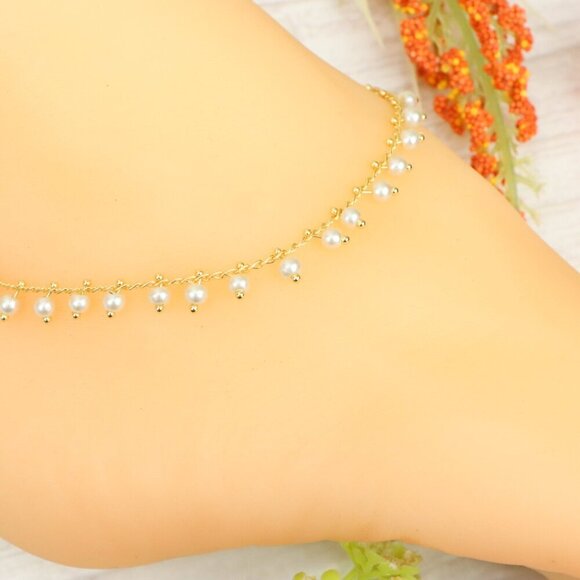 "Handmade Anklet – Elegant & Delicate Jewelry for Women | UNVRC1712 - Picture 8 of 10
